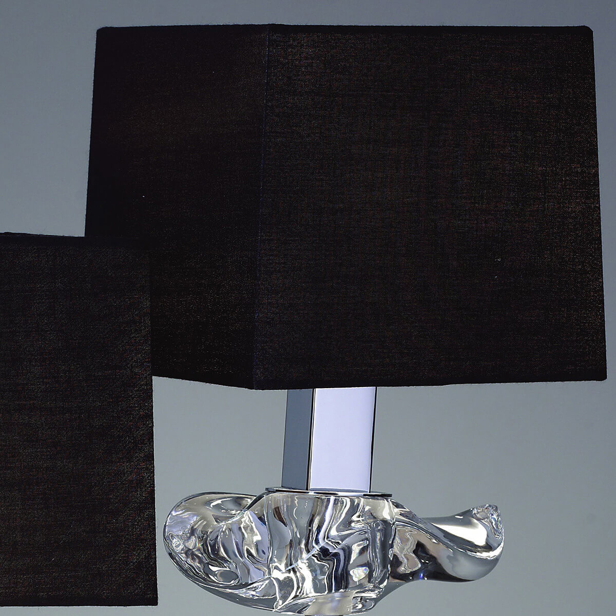 Настольная лампа Mantra Akira 0790 1