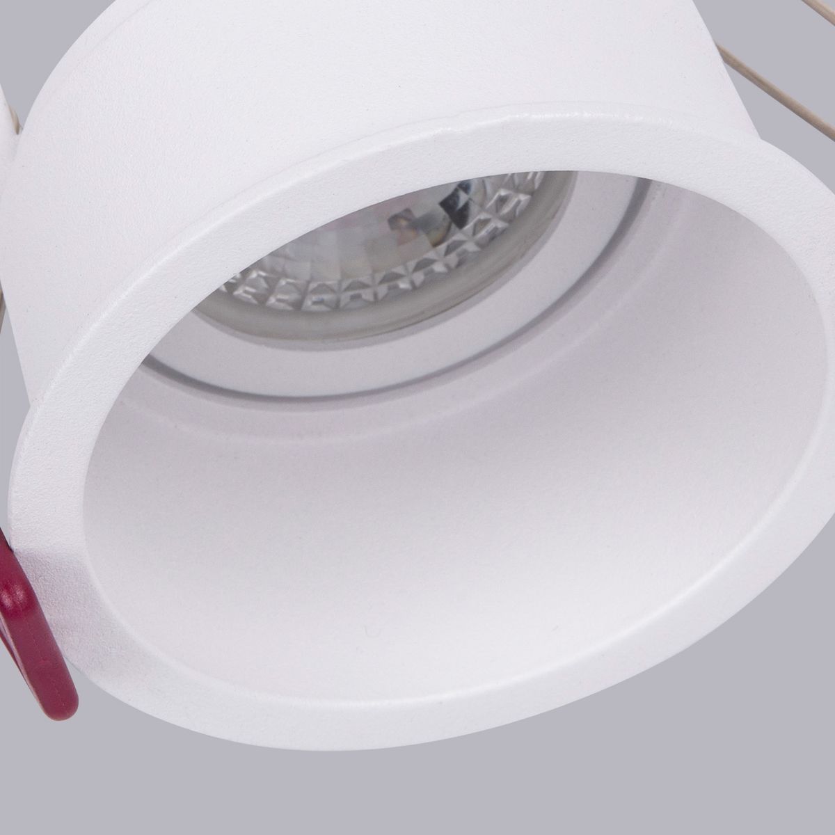 Встраиваемый светильник Favourite Lamppu 4532-1C 2