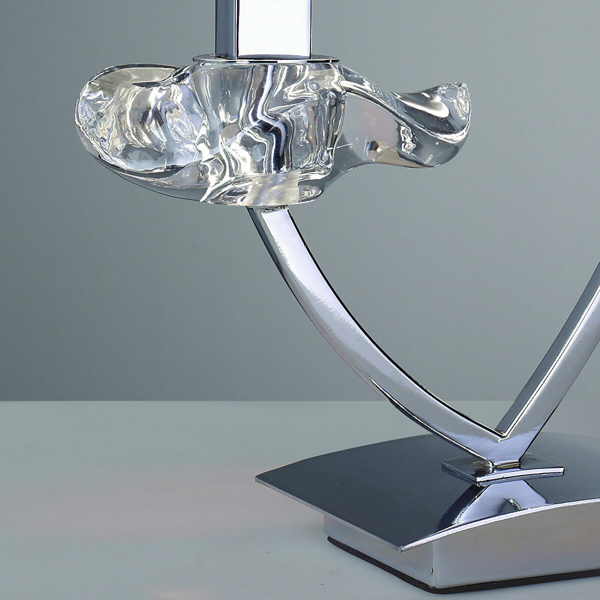 Настольная лампа Mantra Akira 0790 2