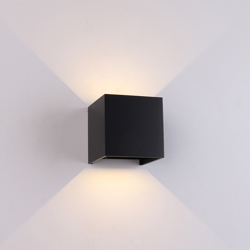 Уличный настенный светодиодный светильник Mantra Davos 8601