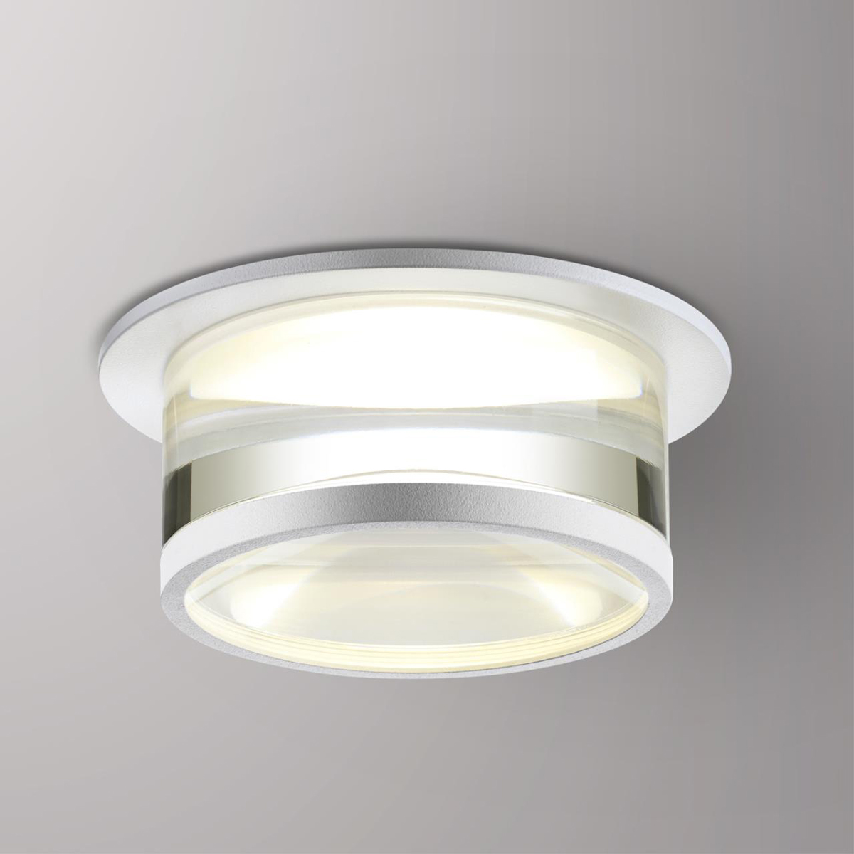 Встраиваемый светильник Novotech Spot Gem 370915 1