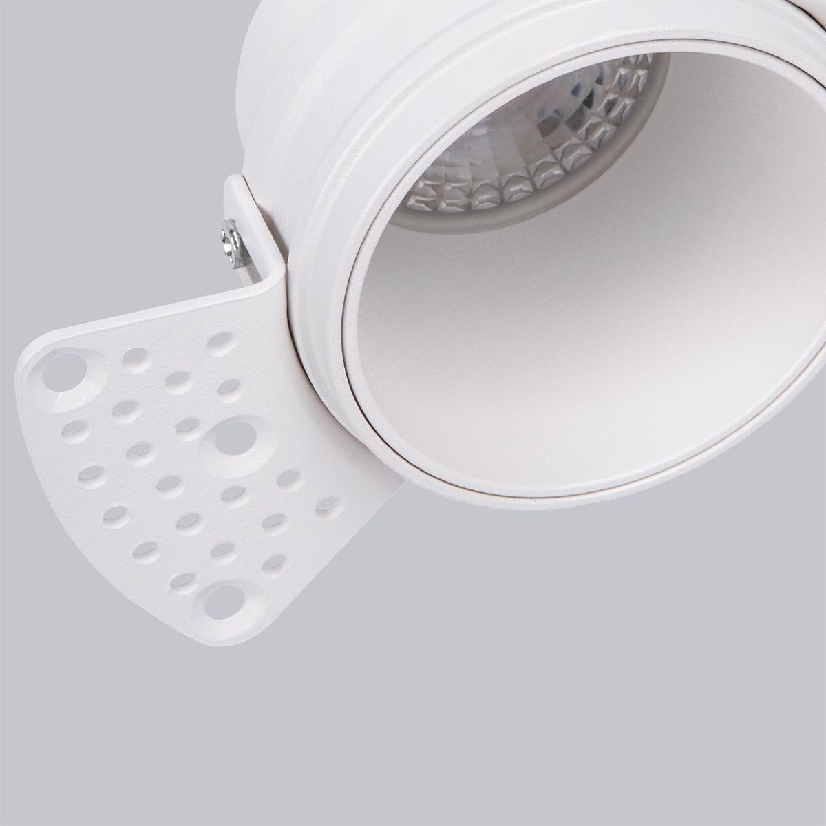 Встраиваемый светильник Favourite Lamppu 4526-1C 2