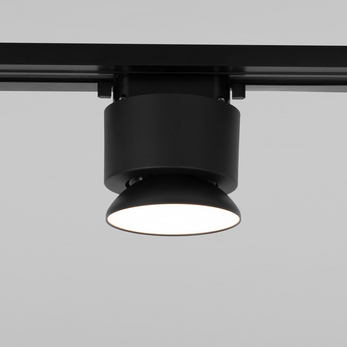 Трековый светодиодный светильник Elektrostandard Smooth 85515/01 черный матовый a062874 1