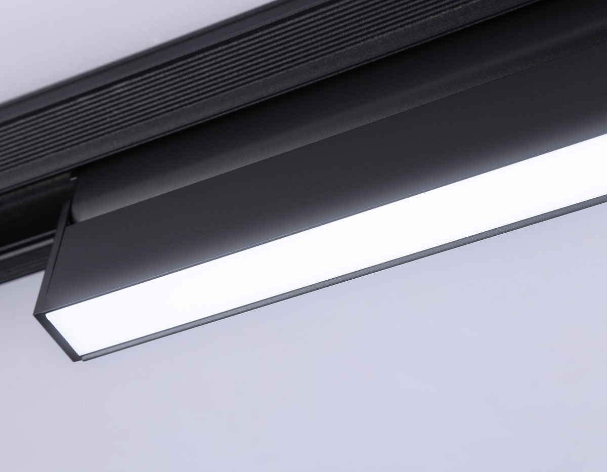 Трековый светодиодный светильник Ambrella light Track System Magnetic GL4062 3