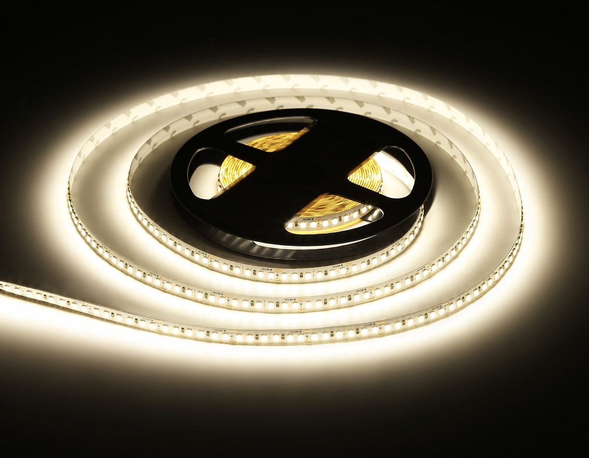 Светодиодная лента Ambrella Light 14,4W/m 180LED/m 2835SMD дневной белый 5M GS1302 5