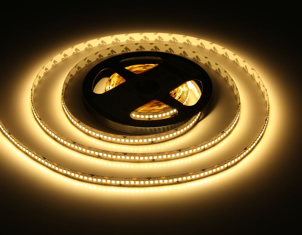 Светодиодная лента Ambrella Light 19,2W/m 240LED/m 2835SMD теплый белый 5M GS1501 5