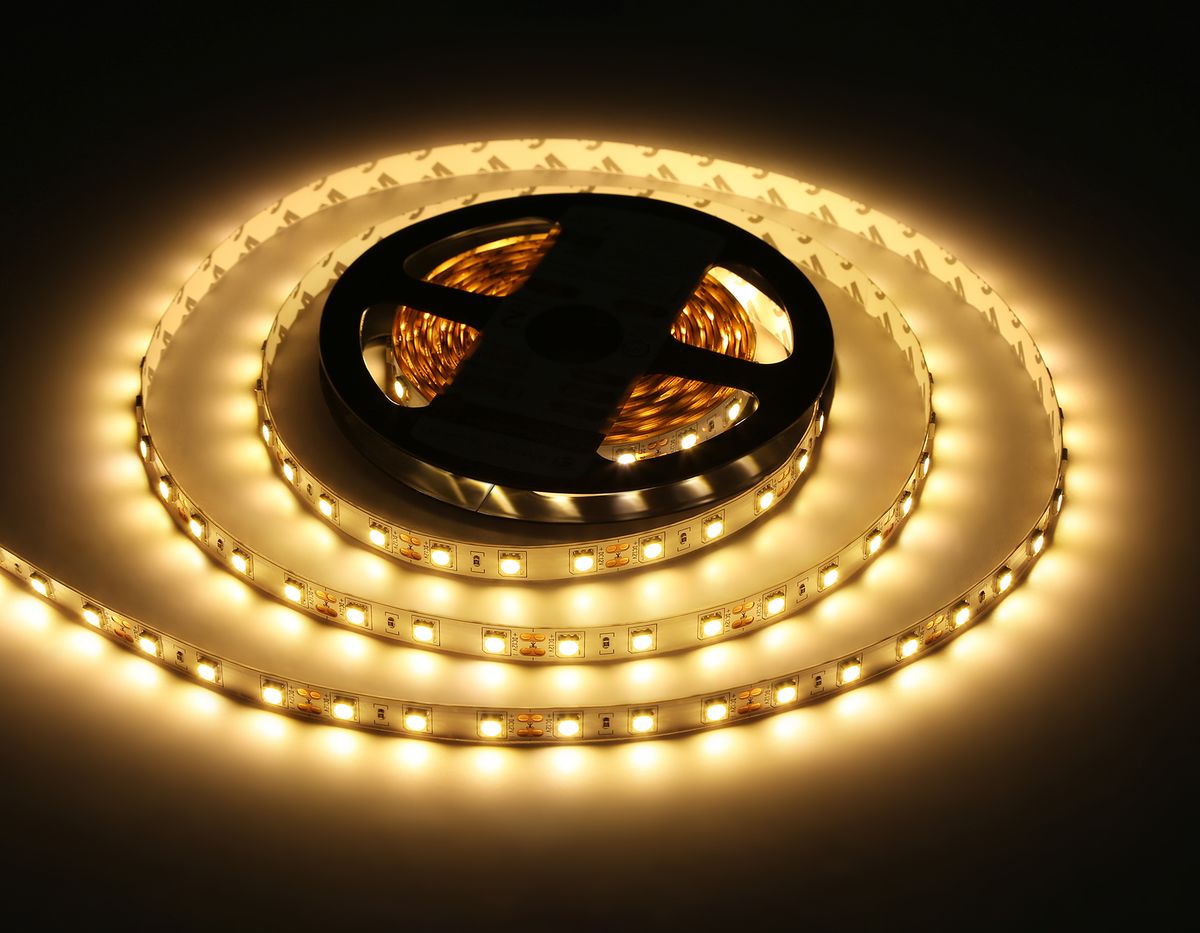 Светодиодная лента Ambrella Light 14,4W/m 60LED/m 5050SMD теплый белый 5M GS2001 5
