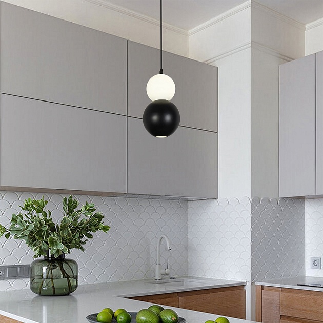 Подвесной светильник Eurosvet Polar 50250/1 LED черный Фото № 4