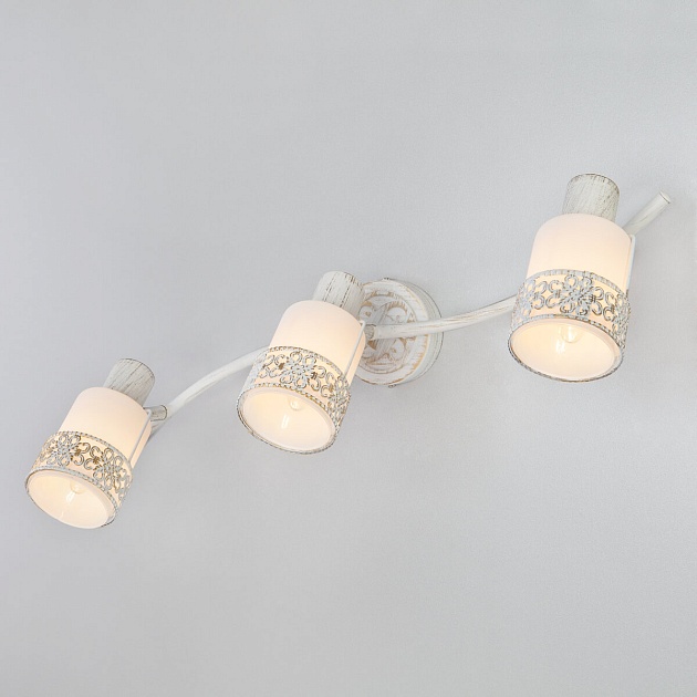 Настенный светильник Eurosvet 20025/3 белый с золотом Фото № 3