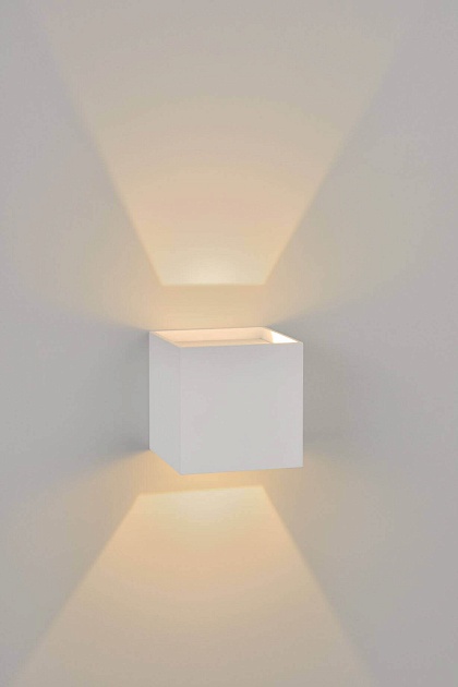 Уличный настенный светодиодный светильник Lucide Xia 17293/02/31 Фото № 4