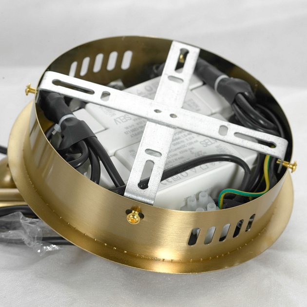 Подвесной светодиодный светильник Lussole Loft BEND LSP-7071 изображение 2 Подвесной светодиодный светильник Lussole Loft BEND LSP-7071 Фото № 2