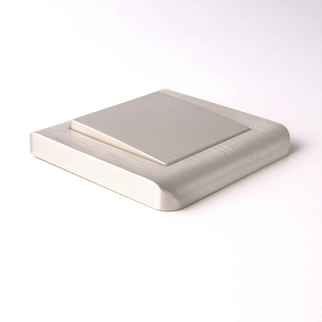 Выключатель Werkel одноклавишный проходной перламутровый рифленый W1112013 4690389160820 изображение 5 Выключатель Werkel одноклавишный проходной перламутровый рифленый W1112013 4690389160820 Фото № 5