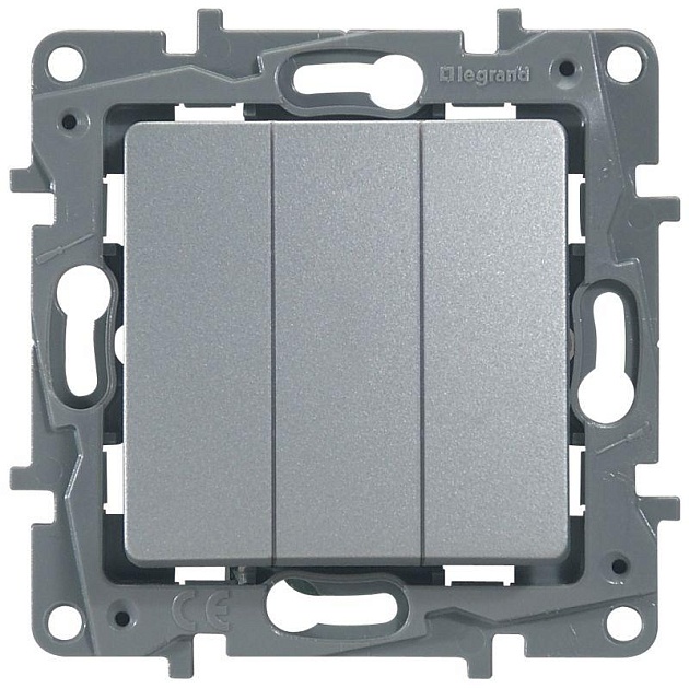 Выключатель трехклавишный Legrand Etika 10A 250V алюминий 672413 изображение Выключатель трехклавишный Legrand Etika 10A 250V алюминий 672413 Фото №