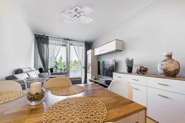 Потолочная светодиодная люстра De Markt City Мадлен 424010604 изображение 11 Потолочная светодиодная люстра De Markt City Мадлен 424010604 Фото № 11