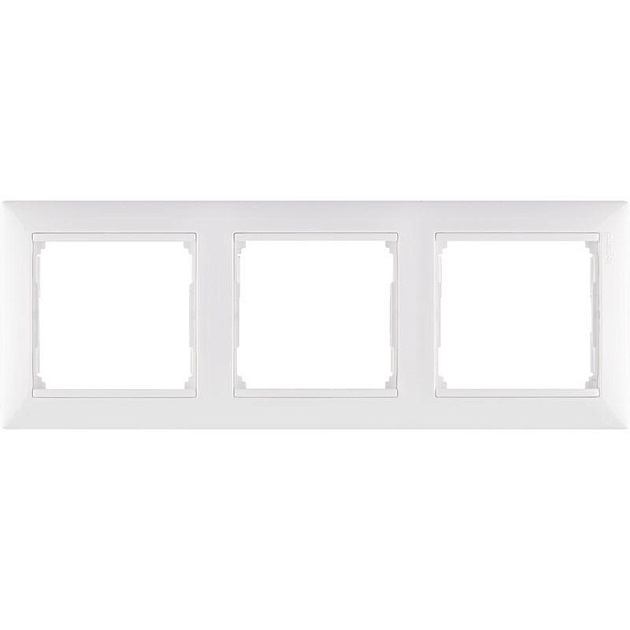 Рамка 3-постовая Legrand Valena белая 774453 Фото № 