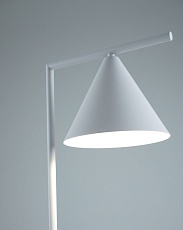 Торшер Moderli Omaha V11062-1F 3