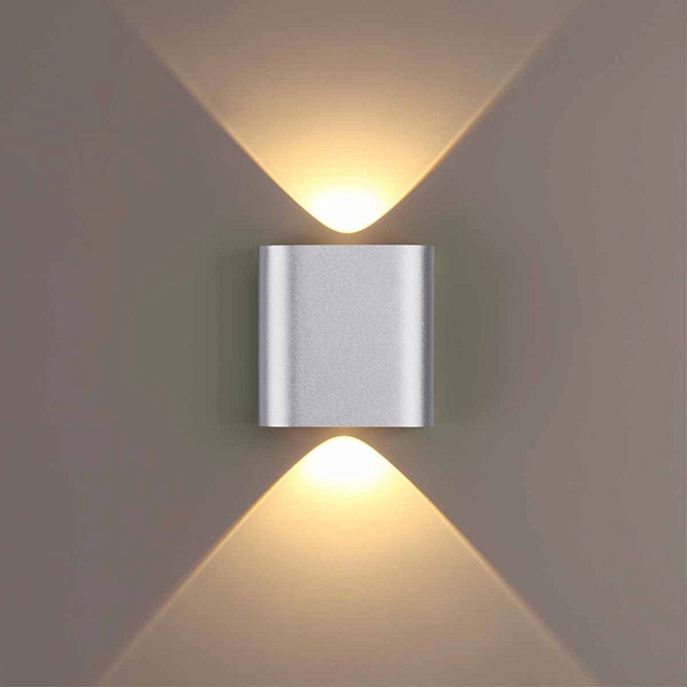 Настенный светодиодный светильник Odeon Light Hightech Magnum 4213/2WL изображение 2 Настенный светодиодный светильник Odeon Light Hightech Magnum 4213/2WL Фото № 2