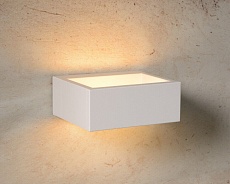 Уличный настенный светодиодный светильник Lucide Goa 28857/06/31 1