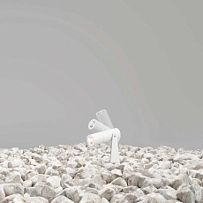 Ландшафтный светодиодный светильник Maytoni Outdoor Bern O050FL-L2W3K 1