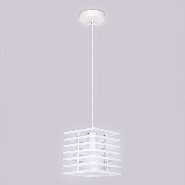 Подвесной светильник Ambrella light Traditional TR8410 Фото № 