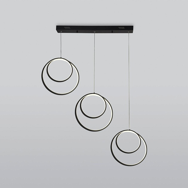 Подвесной светодиодный светильник Eurosvet Flow 90308/3 черный изображение Подвесной светодиодный светильник Eurosvet Flow 90308/3 черный Фото №