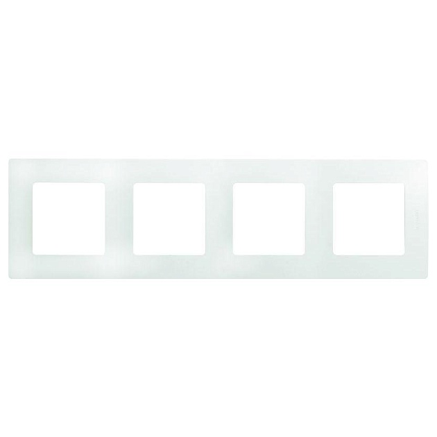 Рамка 4-постовая Legrand Etika белая 672504 Фото № 