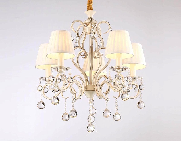 Подвесная люстра Ambrella light Traditional TR4560 Фото № 