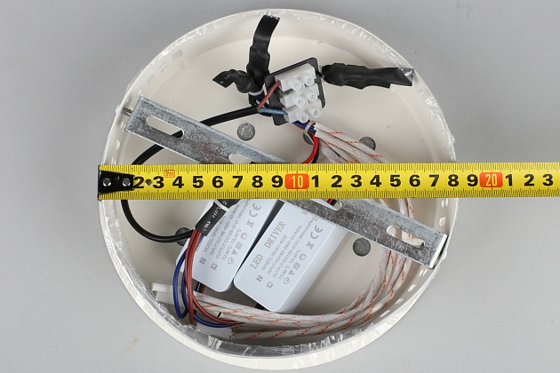 Потолочная светодиодная люстра Omnilux Folgaria OML-04307-102 изображение 4 Потолочная светодиодная люстра Omnilux Folgaria OML-04307-102 Фото № 4