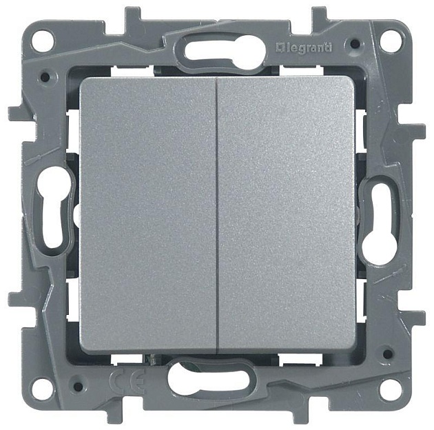Переключатель двухклавишный Legrand Etika 10A 250V алюминий 672412 изображение Переключатель двухклавишный Legrand Etika 10A 250V алюминий 672412 Фото №