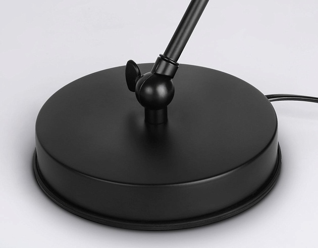 Настольная лампа Ambrella light Traditional TR8153 изображение 4 Настольная лампа Ambrella light Traditional TR8153 Фото № 4