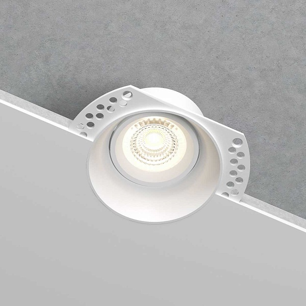 Встраиваемый светильник Elektrostandard 25018/01 a067523 изображение Встраиваемый светильник Elektrostandard 25018/01 a067523 Фото №