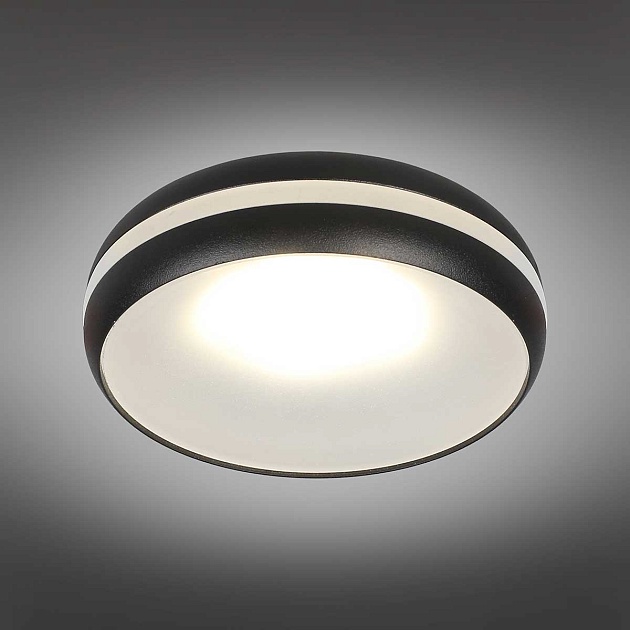 Встраиваемый потолочный светильник Omnilux Genova OML-102819-01 Фото № 5